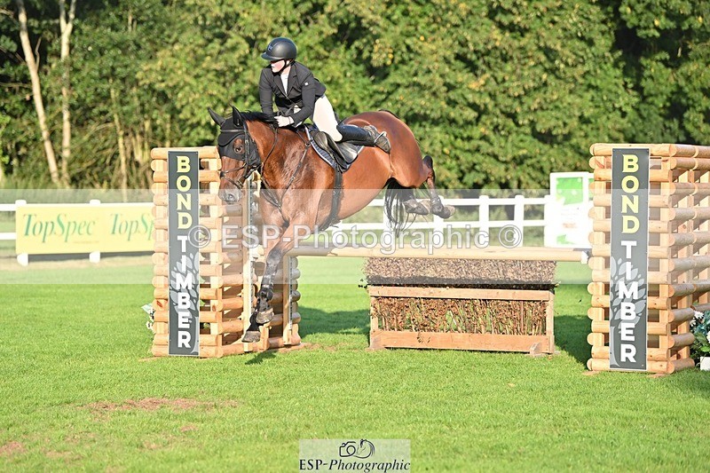 230909-180237-07906 - Cls 14 Snr 1m Derby