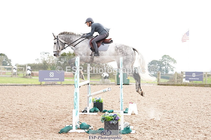 241004A-131212-00554 - Fri 03 Snr Newc & 1.10m Open