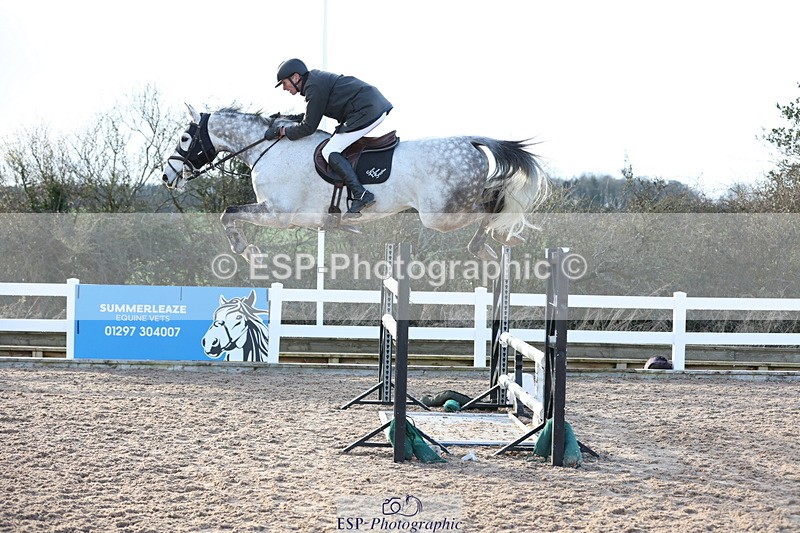 240223A-161104-02504 - Cls 7 National 1.30m and 1.40m