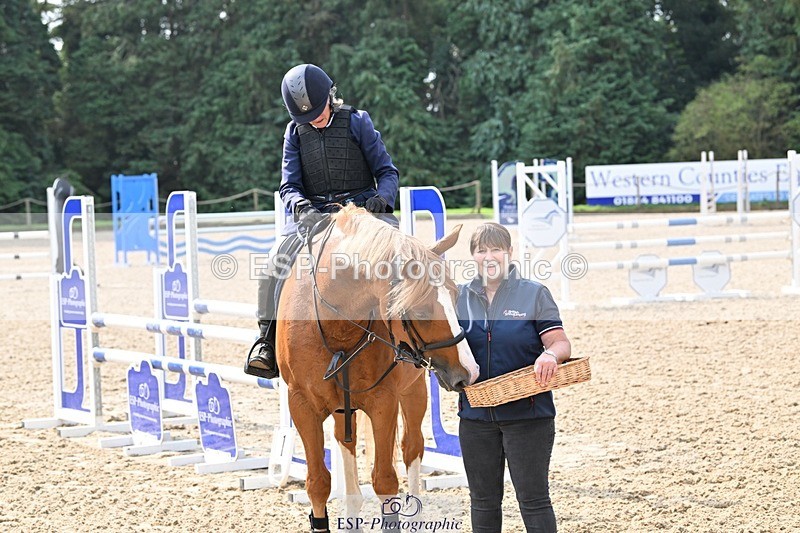 240818-101042-03617 - Cls 8B 90cm Open