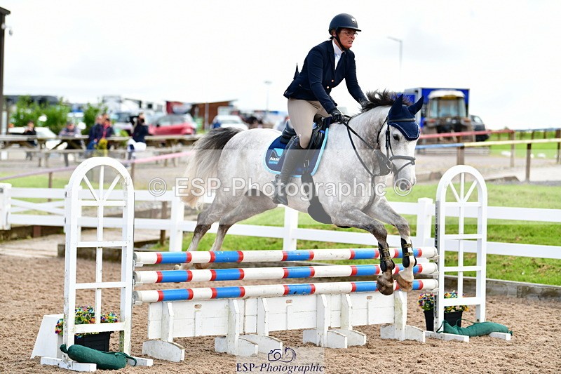 240526A-093332-07109 - Cls 32 British Novice and 90cm Open