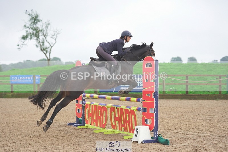 231017A-160216-07732 - Cls 31 Snr 1m Derby