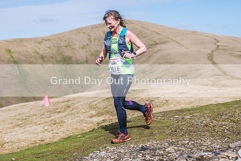 Arant haw-396 - Kendal Winter League Arant Haw Fell Races Sunday 2nd April 2023