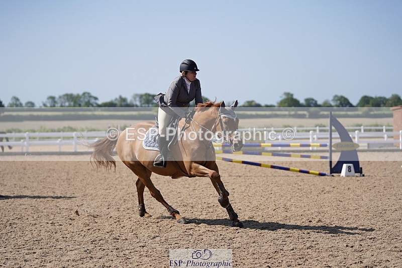 230527A-100252-03514 - Cls 19 British Novice & 90cm Open