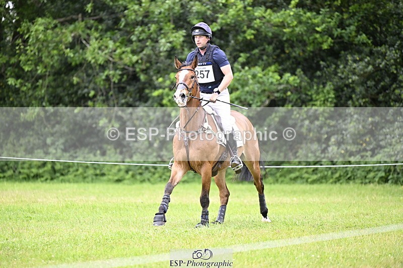 250524A-160449-14478 - C-257-Mark.Davidson-NO.LIMITS.DAMERLOO