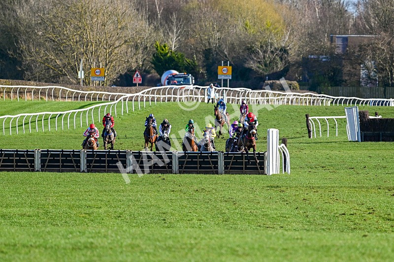 250225-Race 3-Ballyvango-5416 - Race 3