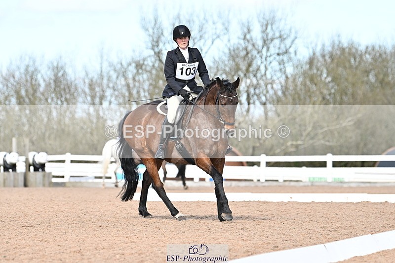 240324A-123809-02327 - Novice 28, 12.15 to 13.00