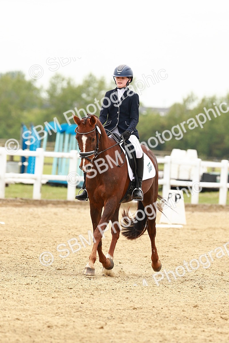 SBM_001124 - Class 6 - Novice 4