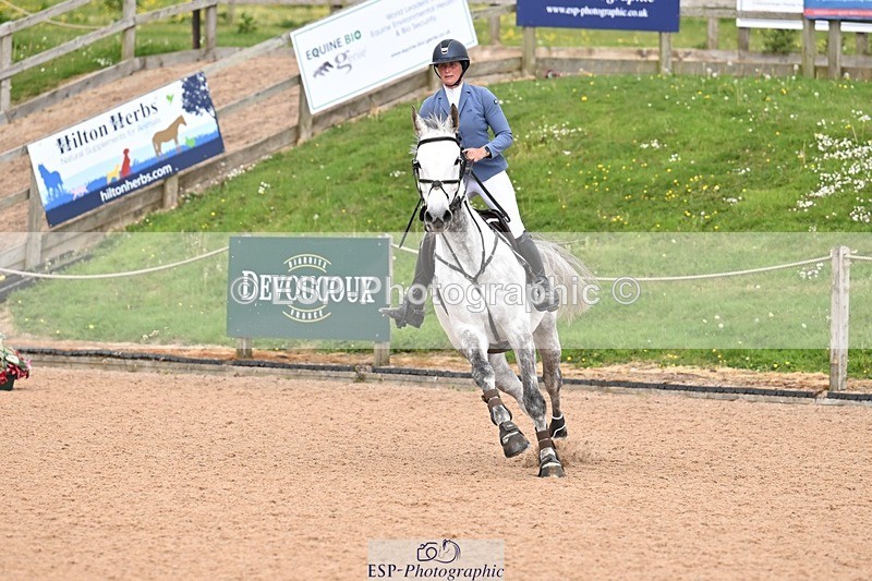 260510-151355-07516 - Cls 41 Snr Foxhunter