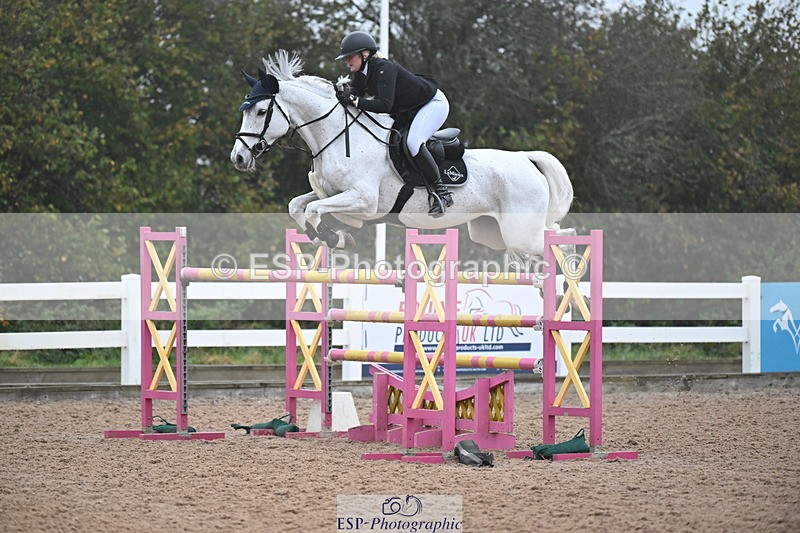 241102A-153423-06127 - SAT Cls 17 National 1.30 & 1.40m