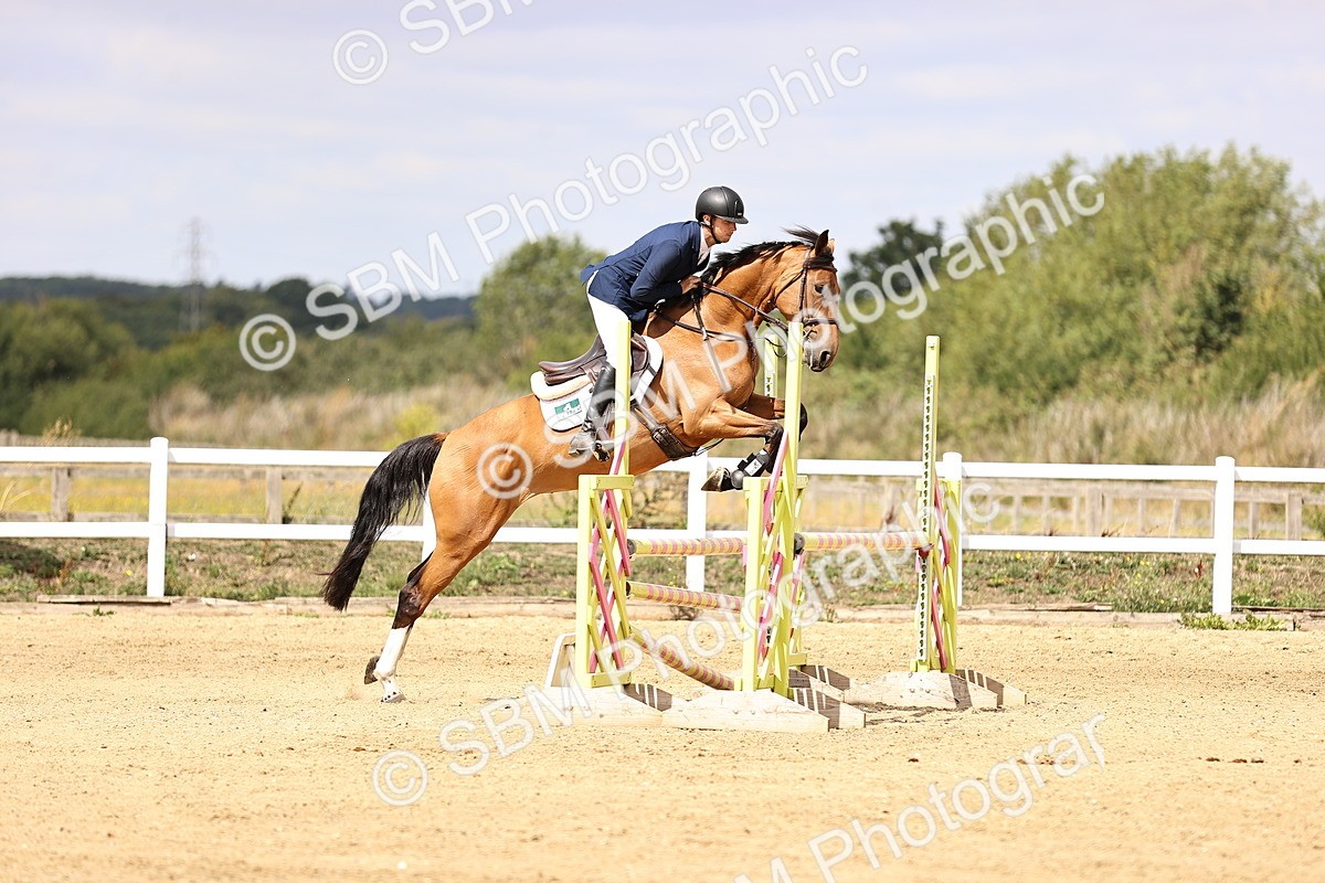SBM_004139 - Class 3 -  Senior British Novice - 90m Open