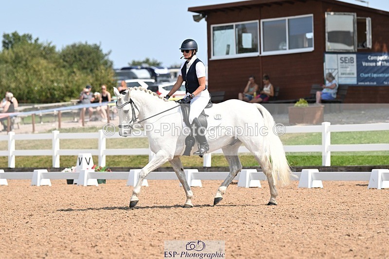 250816-124037-04523 - 061-Lyn.MillerRunnymead.Diamond