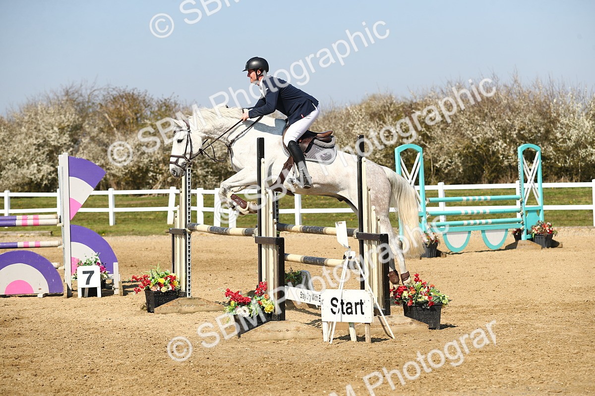SBM_001114 - Class 4 - Senior Newcomers - 1.10m