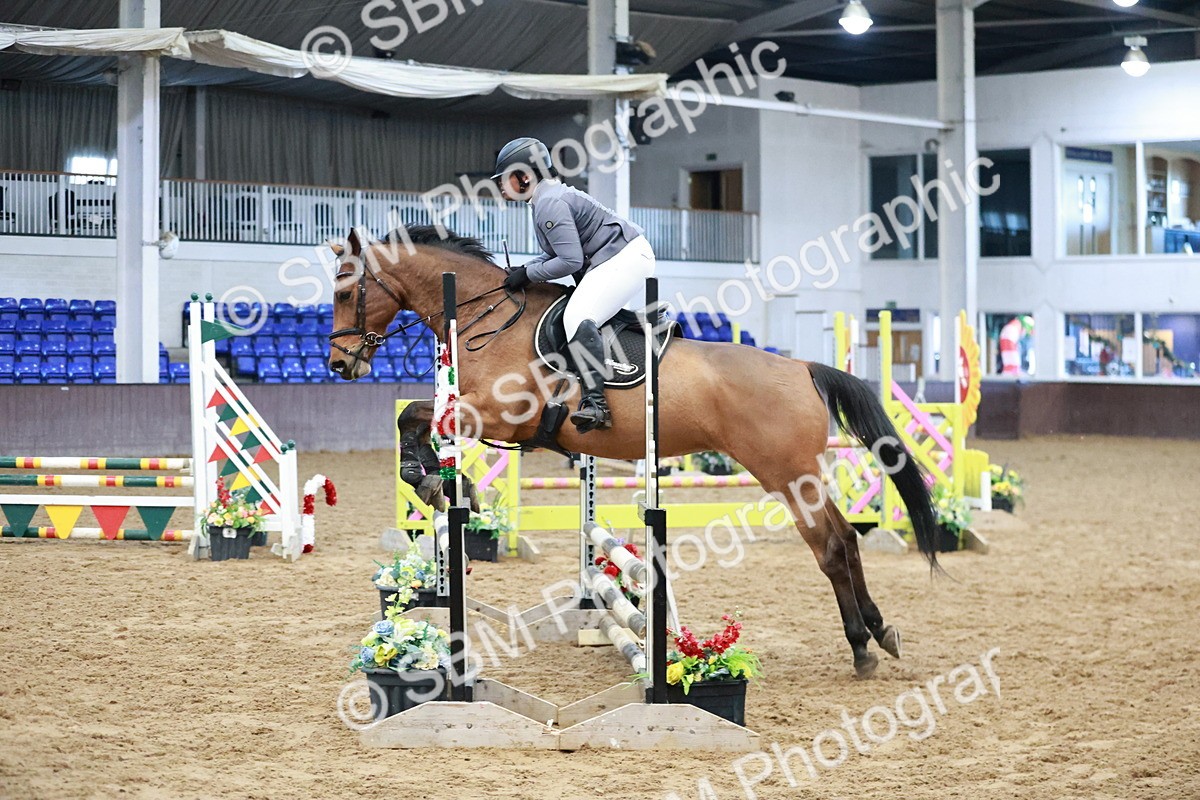 SBM_000190 - Class 1 - Clear Round 80cm - 90cm - 1.00m