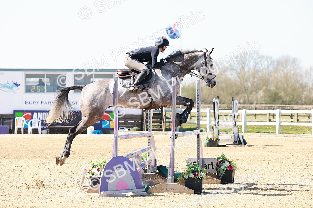 SBM_003880 - Class 16 - Senior 1.05m