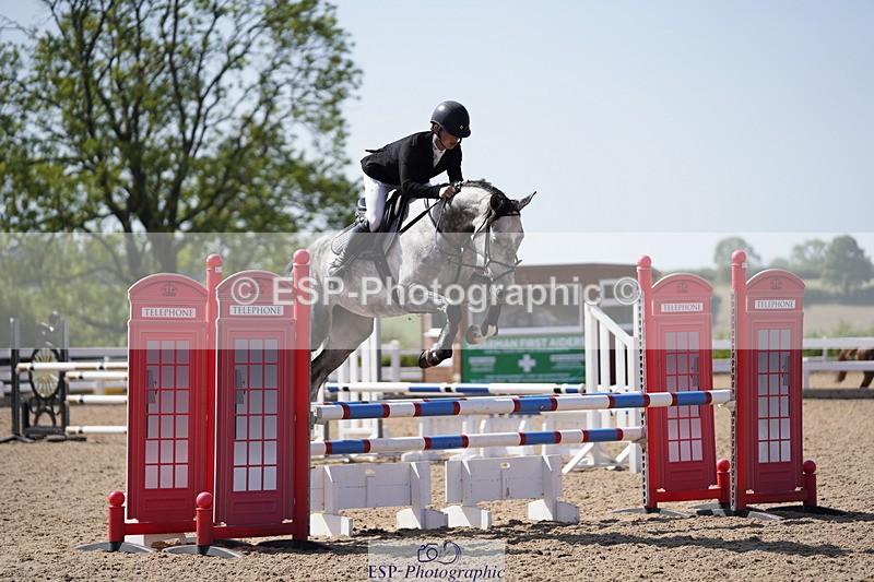 230527A-101704-03613 - Cls 19 British Novice & 90cm Open