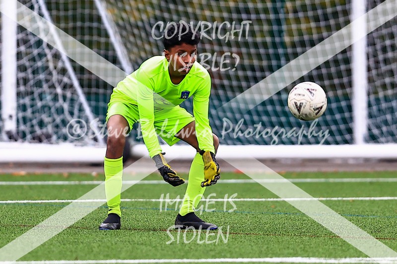 1DX30315 - 2025-10-12 FC Abbey Meads U14 Orange V Kingsdown Lions U14