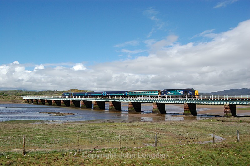 JL 29.5.15 37423 & 37606 2C41 14.37 Barrow - Carlisle Eskmeals Viaduct - Cumbrian Coast (north to south)