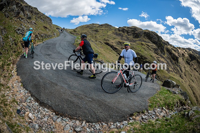 143947 - Hardknott Hairpin 14.00 - 15.00