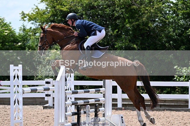 240619A-141737-00518 - Cls 4 Snr Newcomers and 1.10m Open