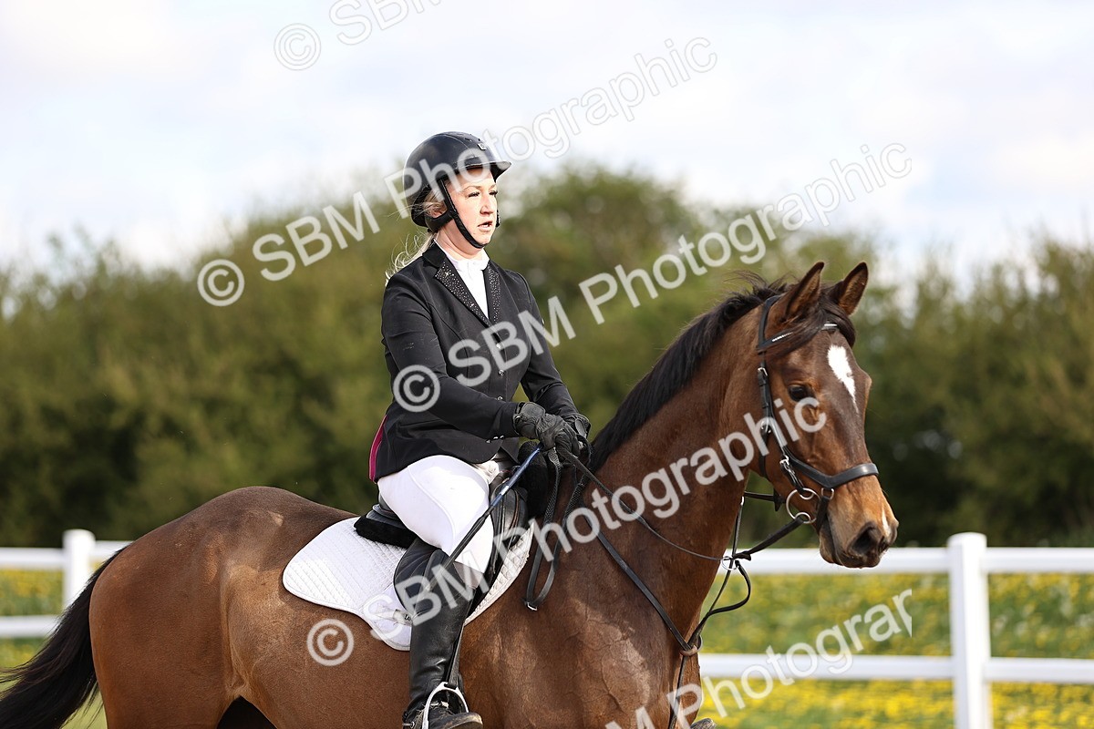 SBM_001719 - Class 8 - Clear Round