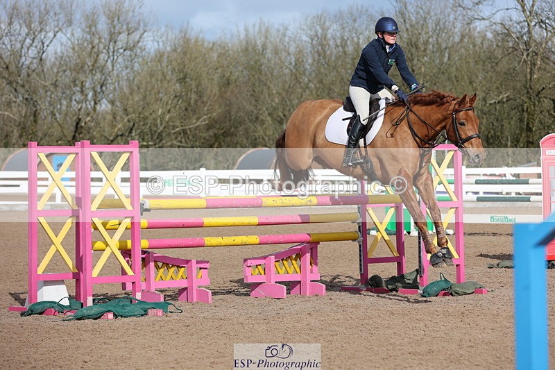 240223A-114226-00942 - Cls 4 Snr 1.05m Open