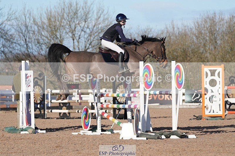 251130-122234-01163 - Cls 9 Pony Fox & 1.10m Open