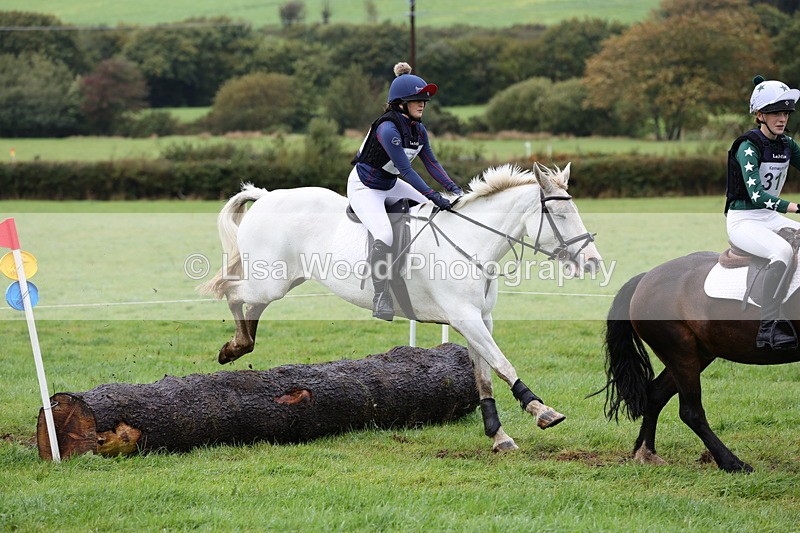 1X9A1824 - Class 3: 70cm Pairs: Log