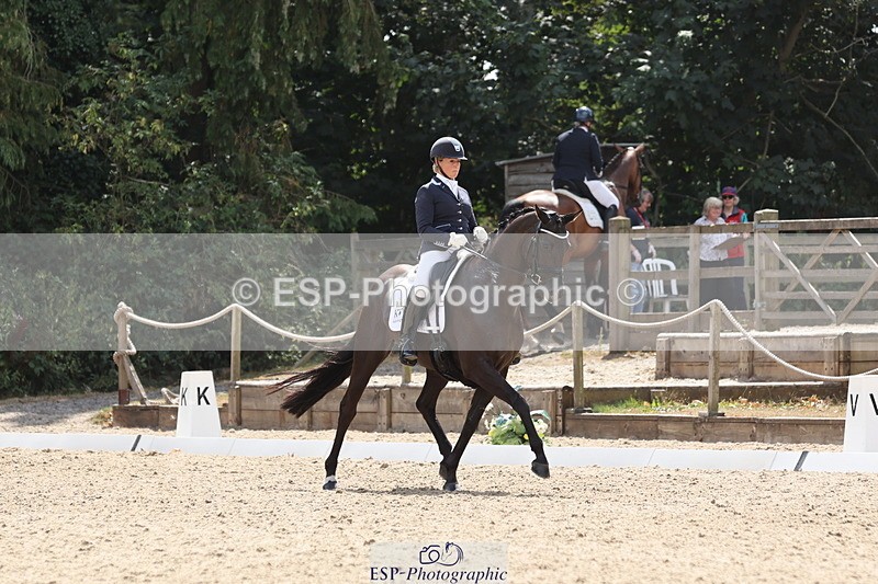 250809A-144430-04374 - 028-Sameera.RahmatallaForget.Me.Not.NE