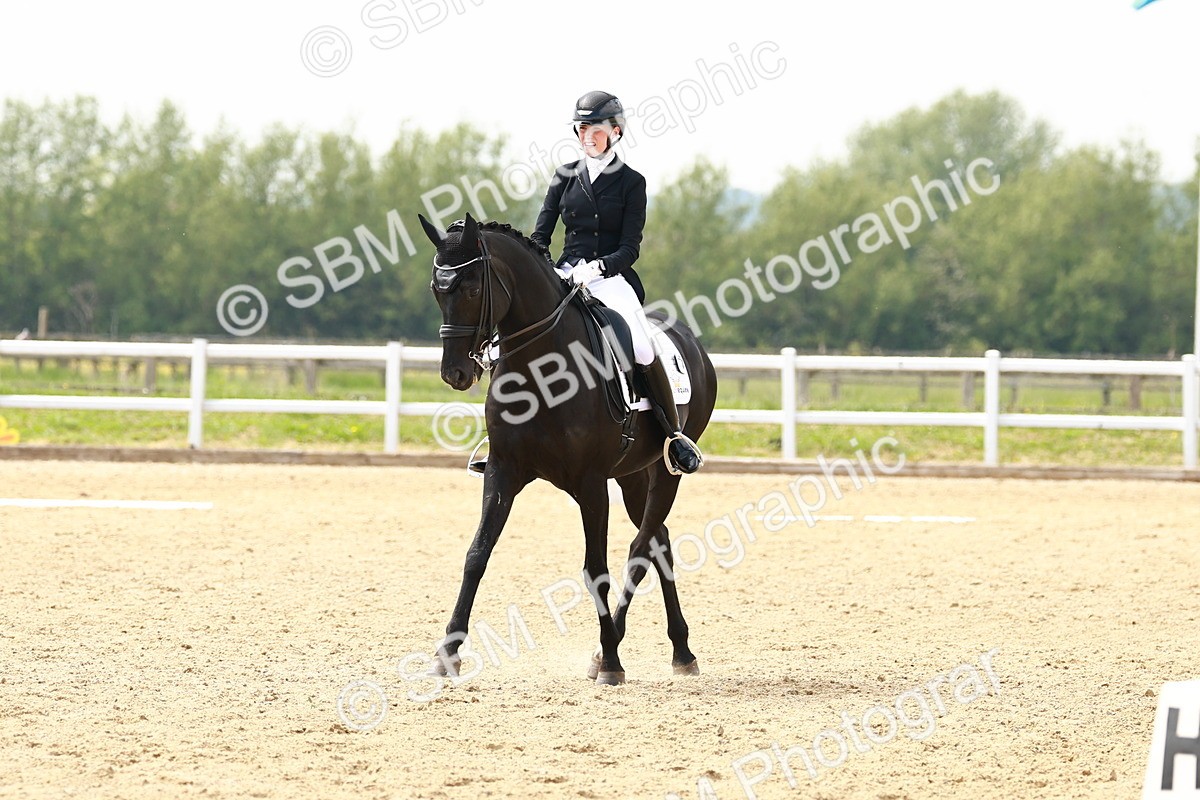 0B8A7050 - Class 12 - Medium 4