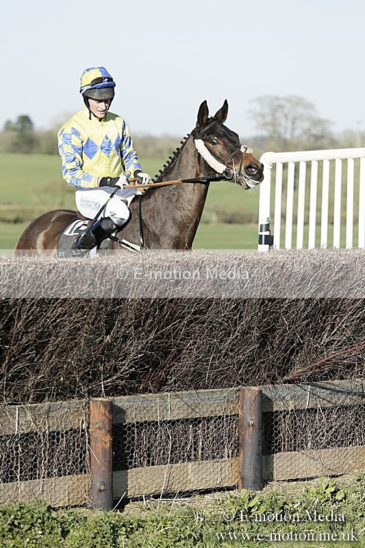 PtP 250317 437 - V.W.H. Hunt Point-to-Point Siddington 25/03/17