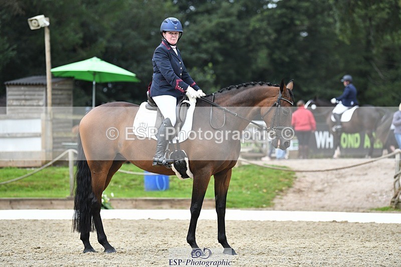 230812-111115-03553 - Cls 6 Novice Silver 10.30 to 11.55 break