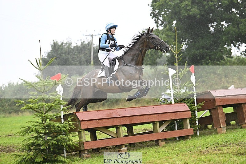 240901A-161156-11052 - 521-Bethan.O'Dell-RED.VICO