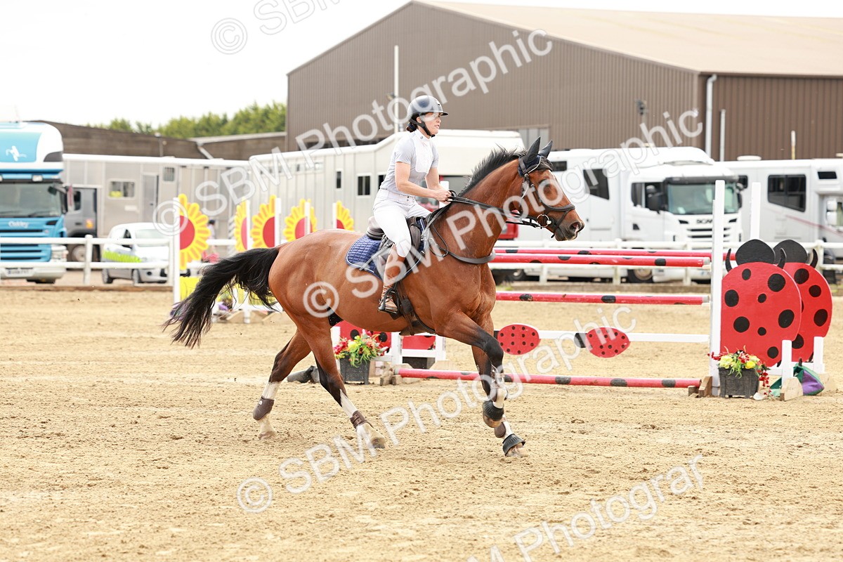 SBM_016846 - Class 20 - Senior Newcomers - 1.10m