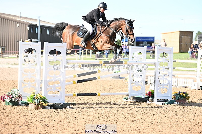 240913A-162328-05231 - Cls 18 National 1.40m Open