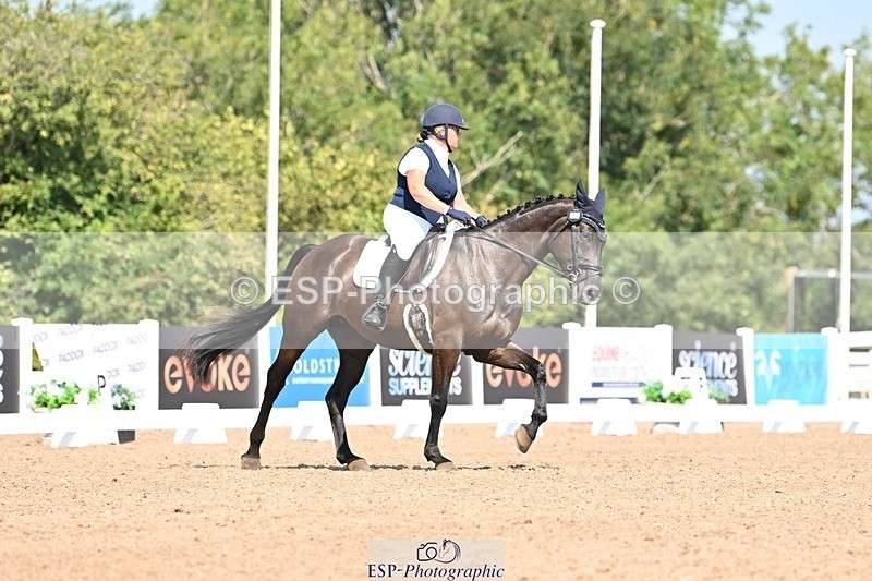 250816-115254-04105 - 109-Amber.Da.SilvaToners.Lady.Florentine