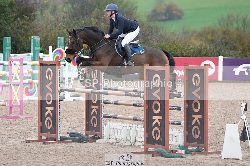 251107-142824-01376 - Cls 7 Blue Chip Grade B&C Qualifier