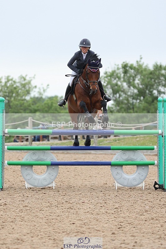 250524-125114-04812 - Cls 15 Snr Fox 1st Rnd