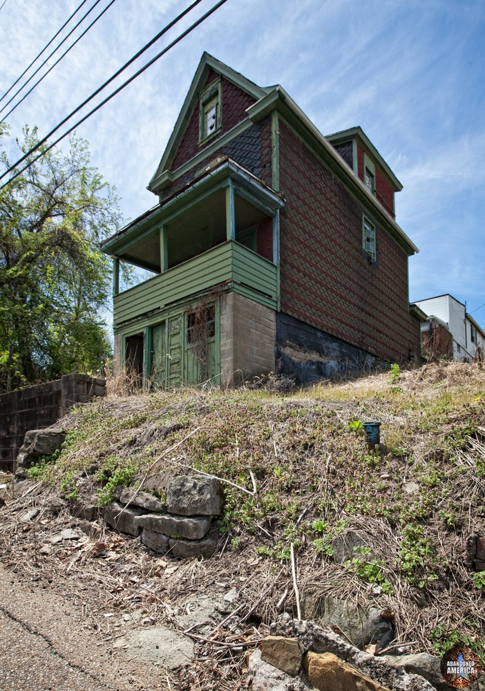 Abandoned Western Pennsylvania Home | Perched - Abandoned Houses and Homes
