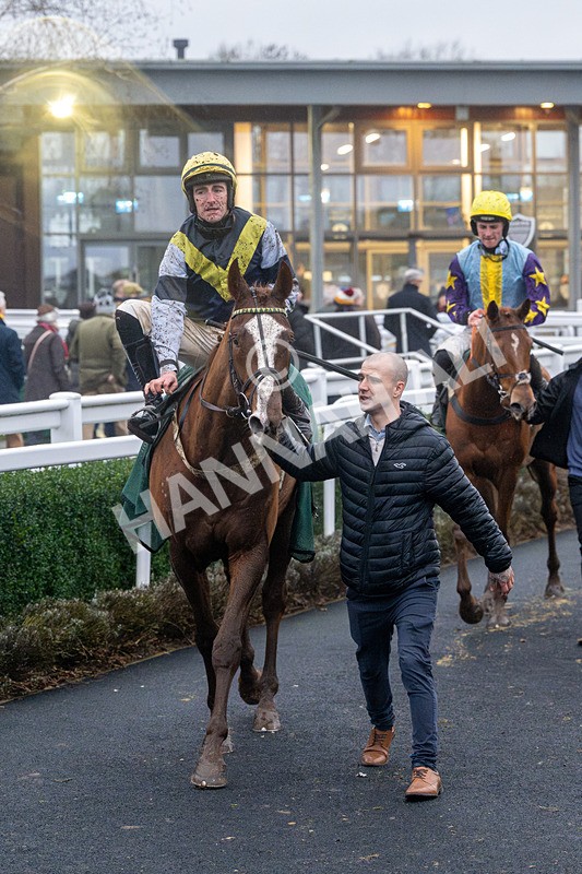 210126-Race 7-Nightflyer-5131 - Race 7