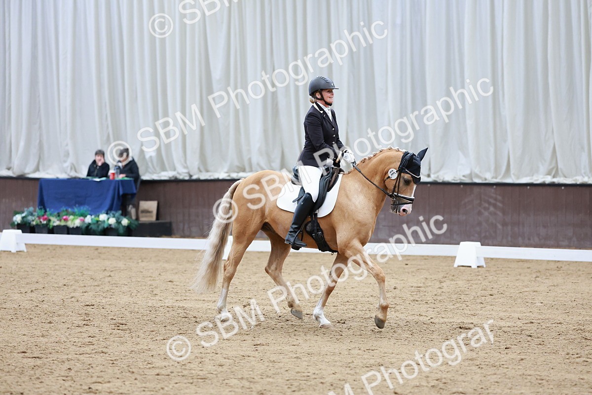 SBM_009865 - Class 6b - Novice 6 - 12.40-13.43