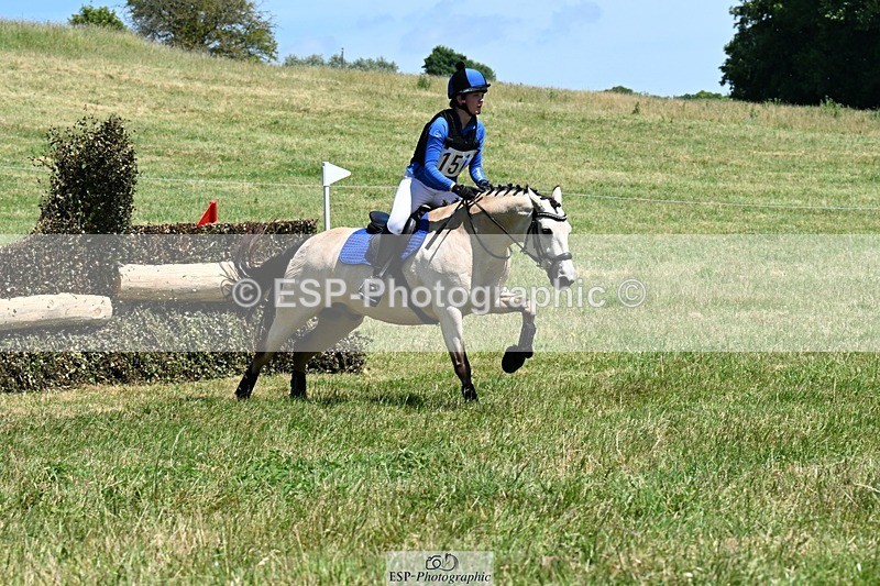 240629X-134001-3752 - 151-Issy_Baldock-CREGGS_DUN