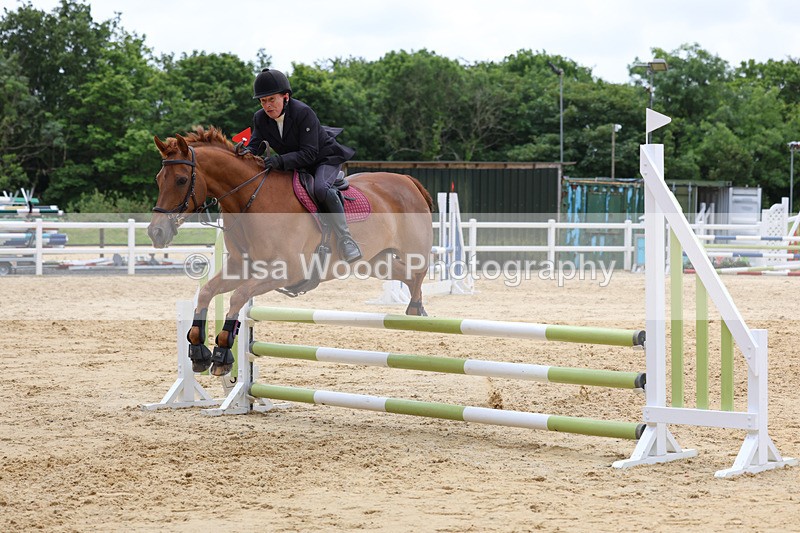 3E7A5014 - Class 9: 80cm Senior