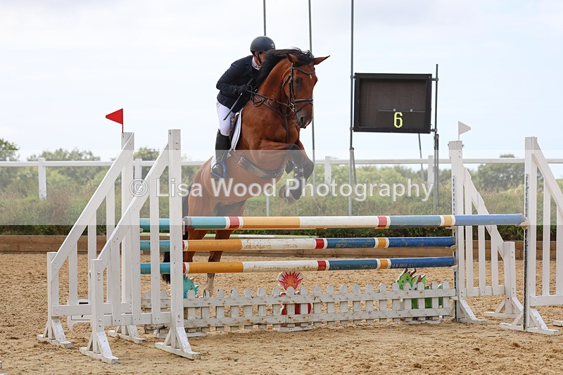 3E7A1667 - Class 13: Senior Newcomers/1.10m open