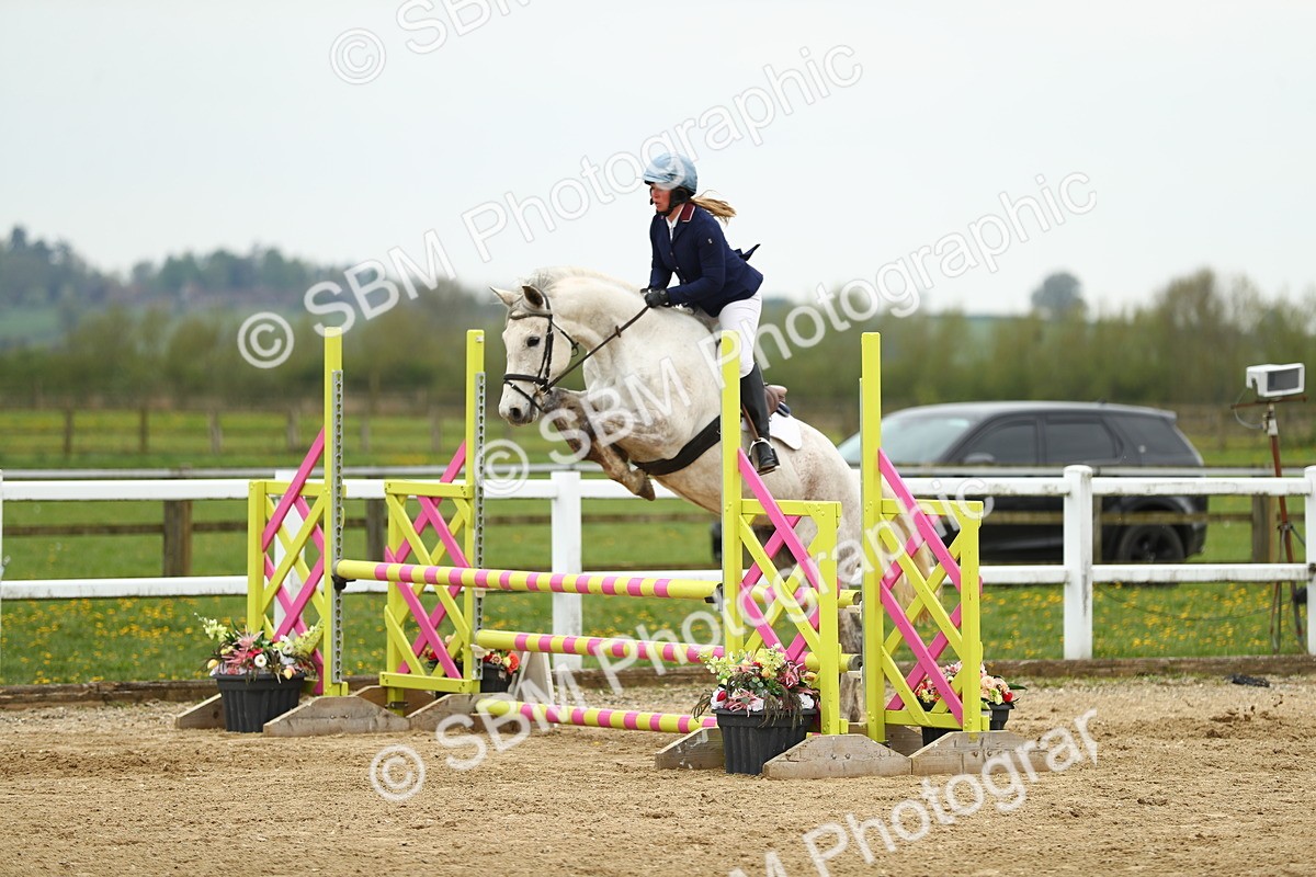 SBM_000480 - Class 2 - Senior British Novice 90cm