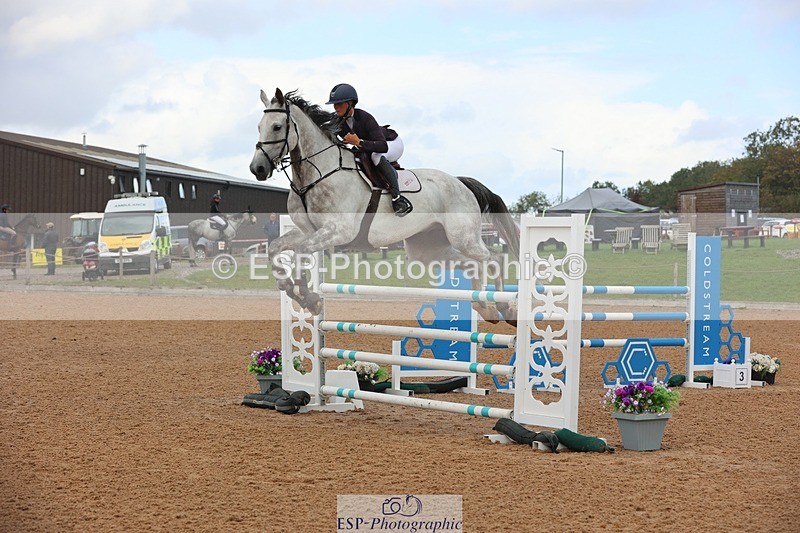 250911-120115-01307 - Cls 3 Snr Foxhunter