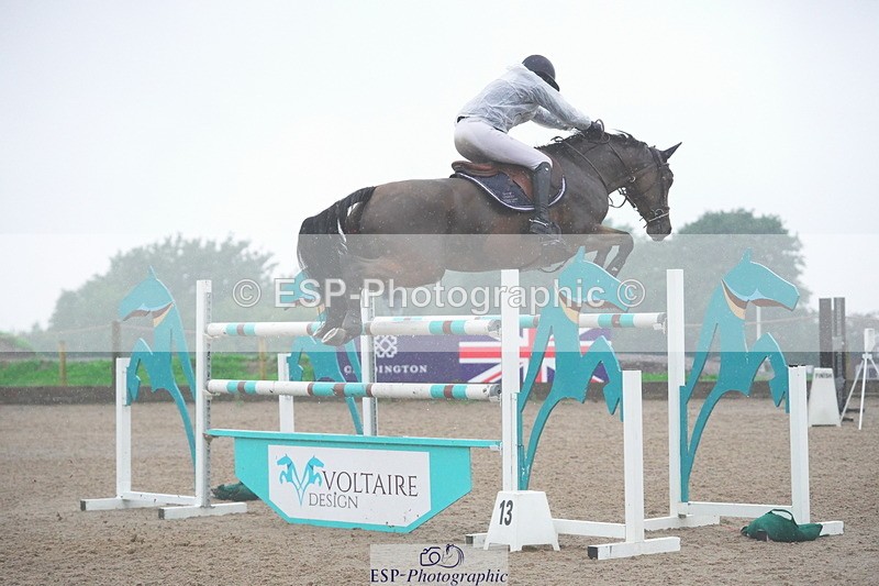 231017A-105008-06565 - Cls 26 Chard Equ Grand Prix