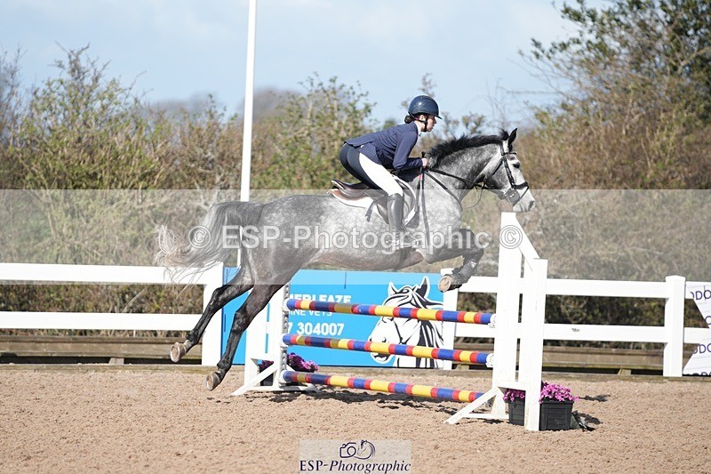 250329-102336-03613 - Cls 20 British Novice and 90cm