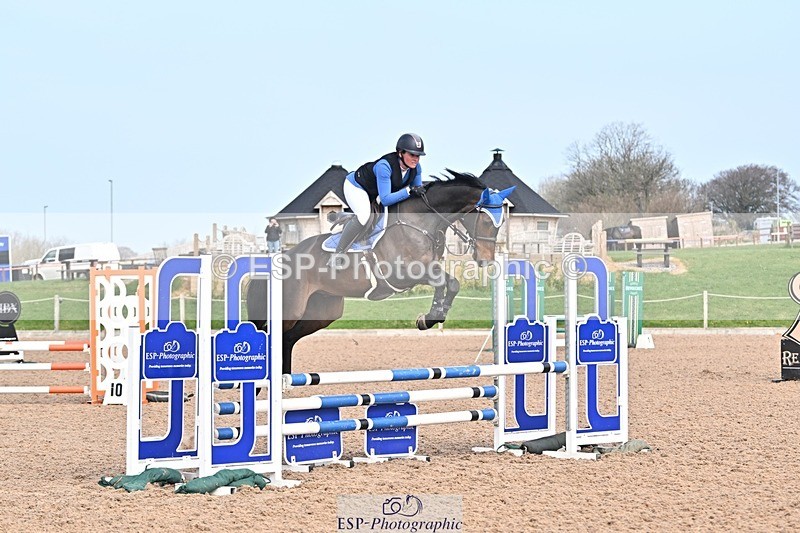 250326-100903-00142 - Cls 1 British Novice and 90cm