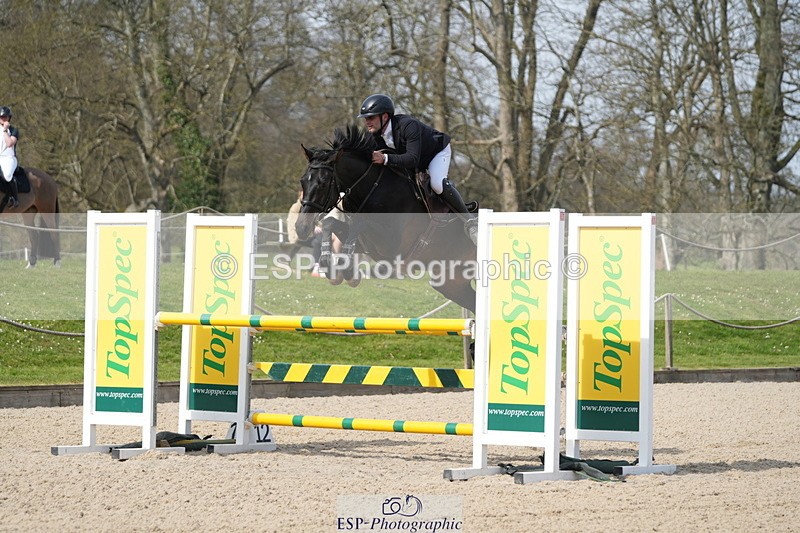 260322A-125107-01733 - 12 Newcomers 1m 10 Open